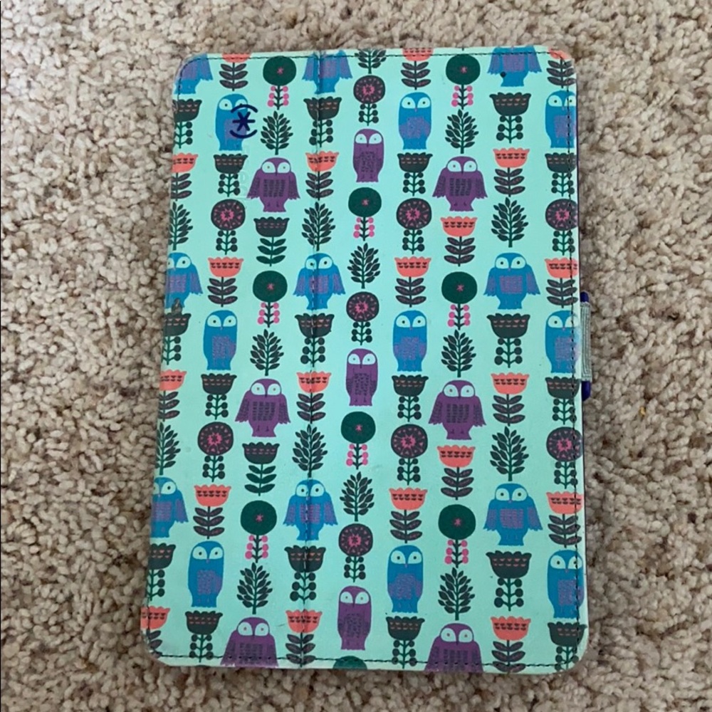 This is a owl iPad mini case